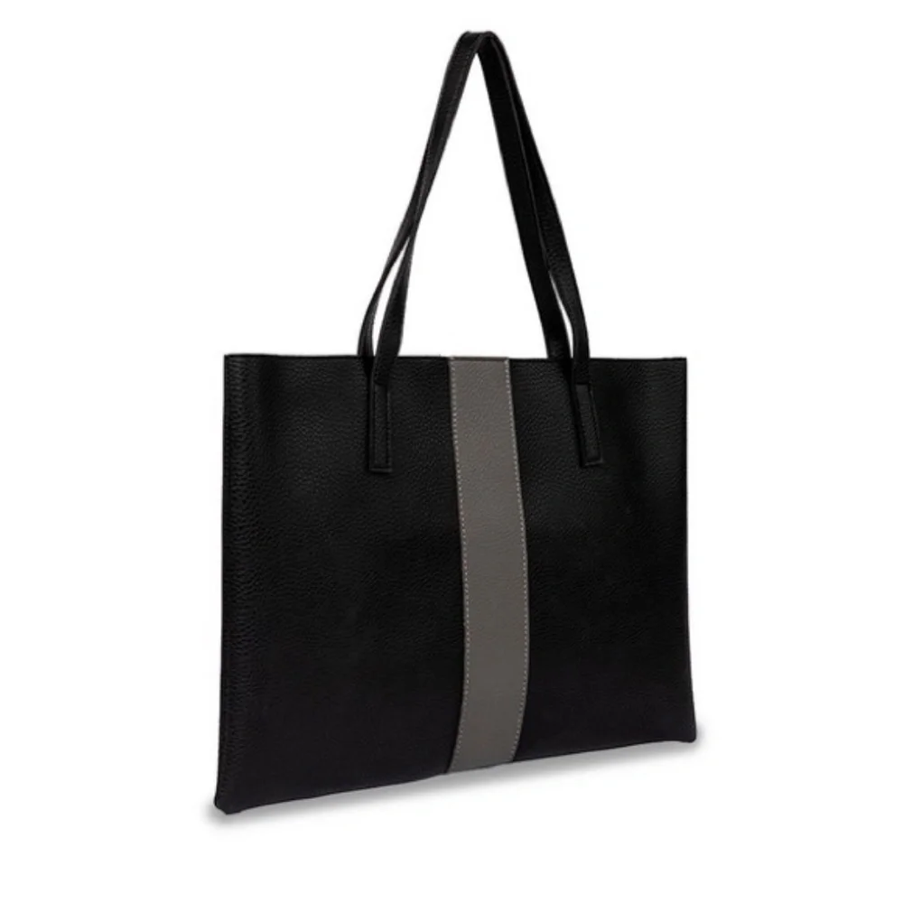 NWOT Vince Camuto Black‎ Leather Tote